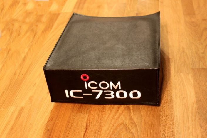 DX Covers radio dust cover for the ICOM IC-7300